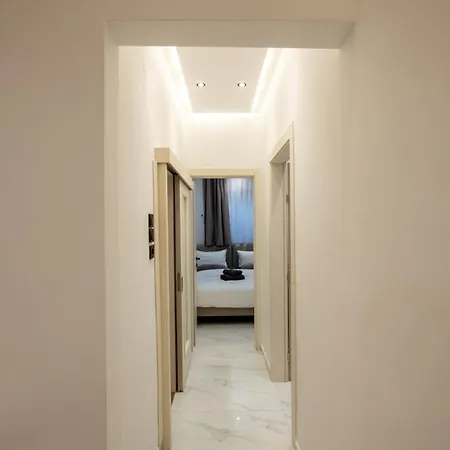 Navarino Lux *