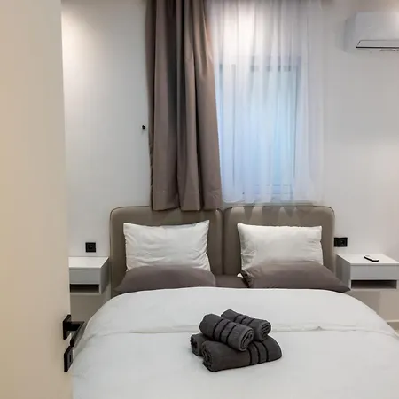 Navarino Lux * Selanik