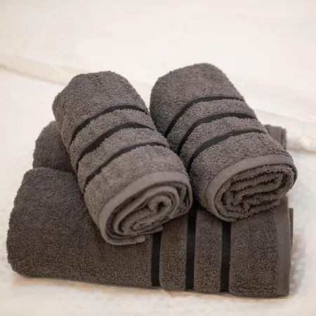 アパート Navarino Lux テッサロニキ